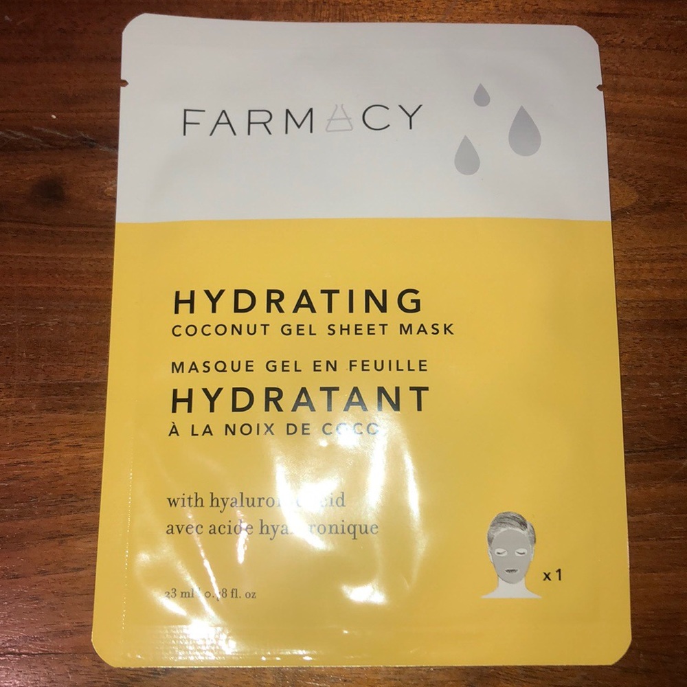 ⭐️3/$15 Farmacy Hydrating Face Mask